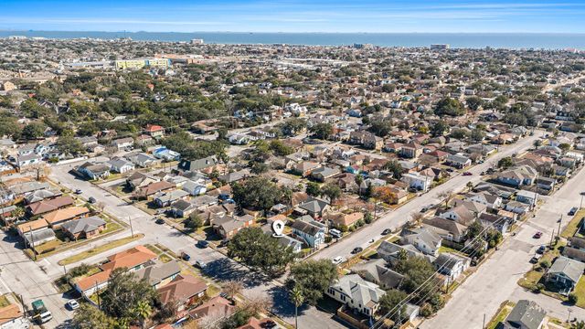 4919 Austin Drive, Galveston, TX 77551