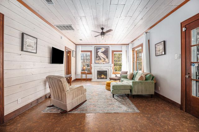 4919 Austin Drive, Galveston, TX 77551
