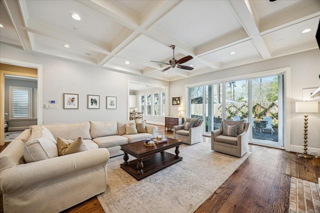 1054 Lamonte Lane, Houston, TX 77018