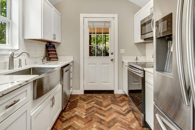 2104 Razorback Lane, Charleston, SC 29414