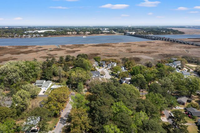 2104 Razorback Lane, Charleston, SC 29414