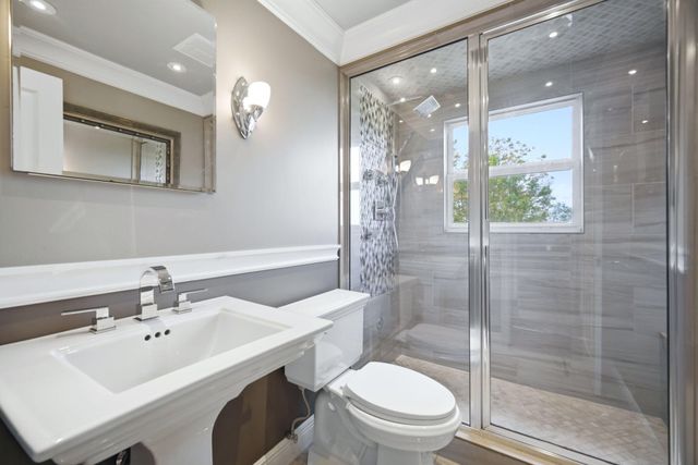 2901 S Palm Aire Drive, Pompano Beach, FL 33069