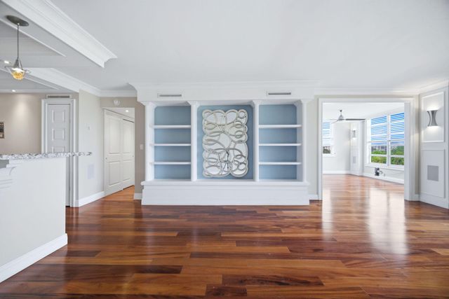 2901 S Palm Aire Drive, Pompano Beach, FL 33069