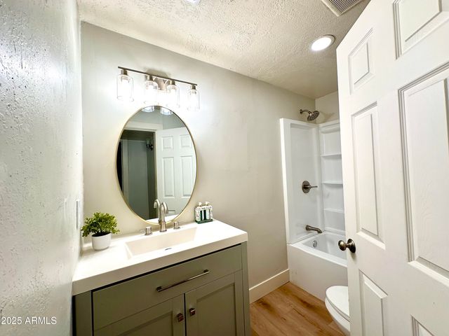 509 W DANA Avenue, Mesa, AZ 85210