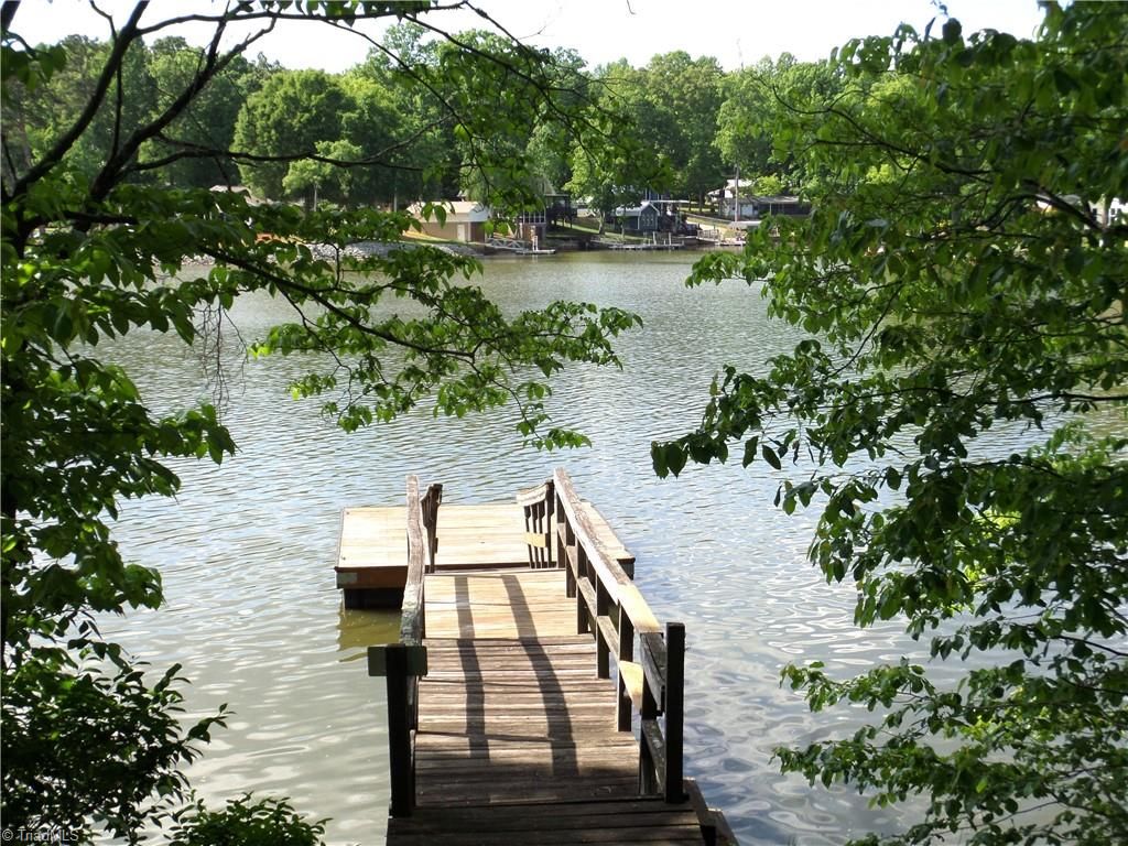 1220 Lake Drive 9, Lexington, NC 27292