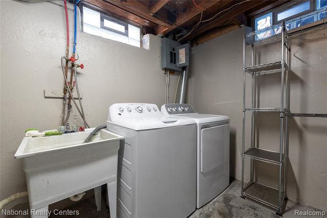 32653 Beacon Lane, Fraser, MI 48026