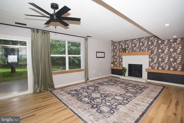 917 RAHWAY DR, Newark, DE 19711