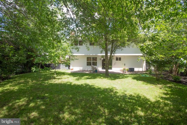 917 RAHWAY DR, Newark, DE 19711