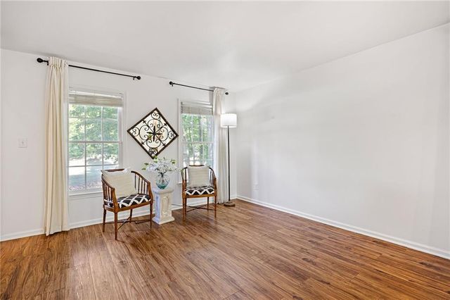 302 Lakeview Lane, Hiram, GA 30141
