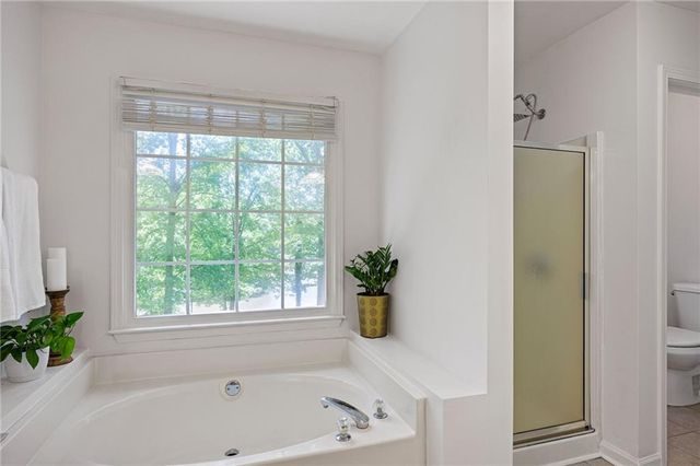 302 Lakeview Lane, Hiram, GA 30141