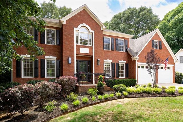 302 Lakeview Lane, Hiram, GA 30141