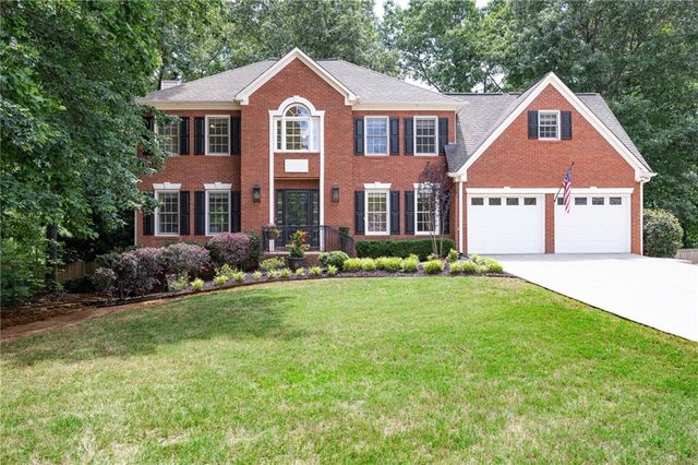 302 Lakeview Lane, Hiram, GA 30141