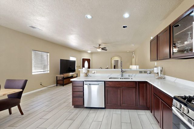 1019 MAROA Street NW, Albuquerque, NM 87120