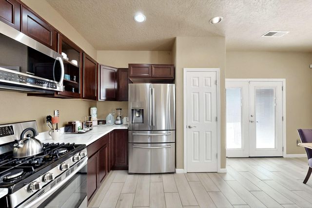 1019 MAROA Street NW, Albuquerque, NM 87120