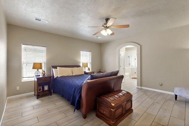 1019 MAROA Street NW, Albuquerque, NM 87120