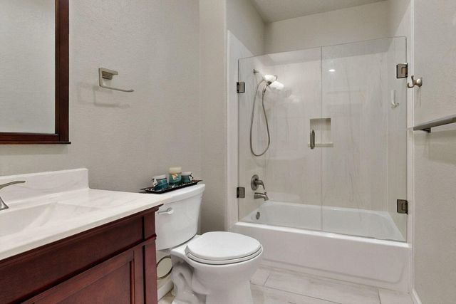 1019 MAROA Street NW, Albuquerque, NM 87120