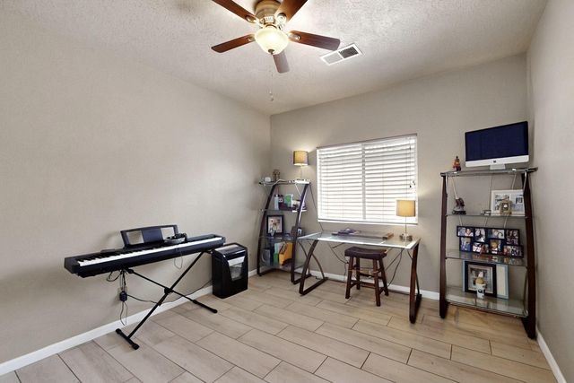 1019 MAROA Street NW, Albuquerque, NM 87120