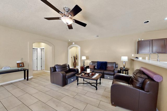 1019 MAROA Street NW, Albuquerque, NM 87120