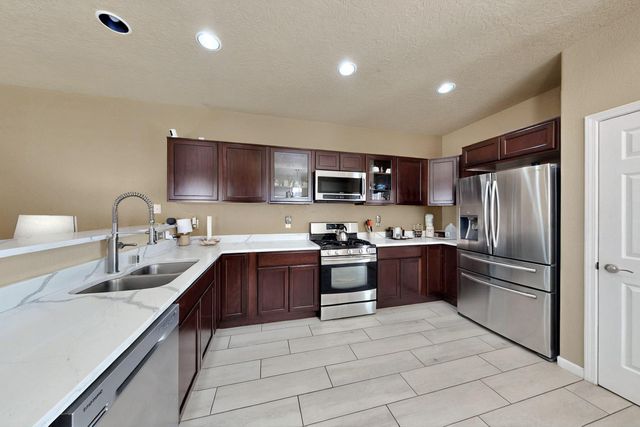 1019 MAROA Street NW, Albuquerque, NM 87120