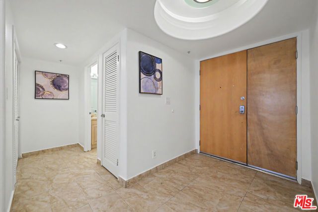 8559 Alcott Street 104, Los Angeles, CA 90035