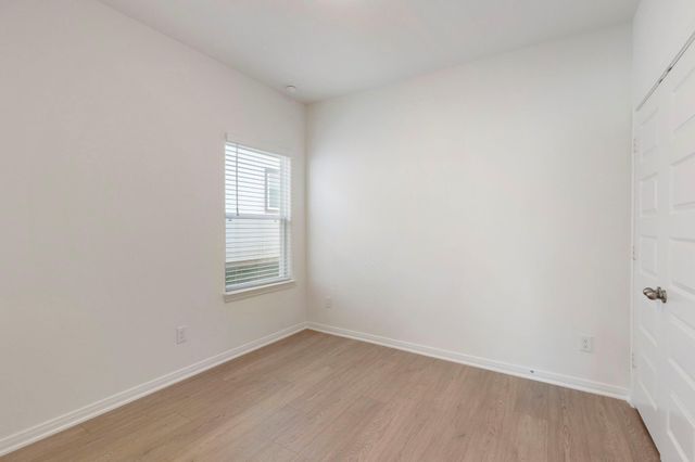 11828 Whirlaway Drive, Willis, TX 77318