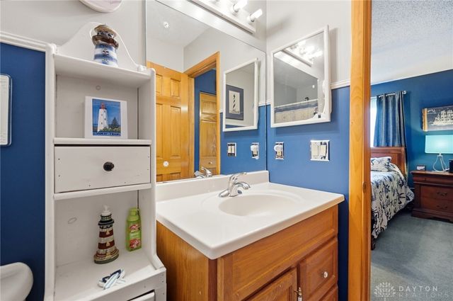 8531 Cheshire Court, Franklin Twp, OH 45005