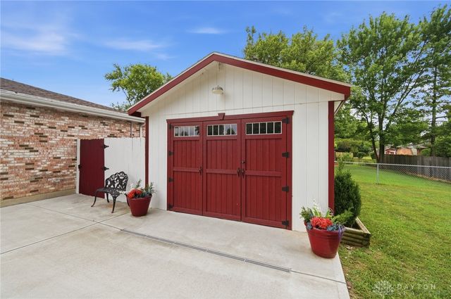 8531 Cheshire Court, Franklin Twp, OH 45005