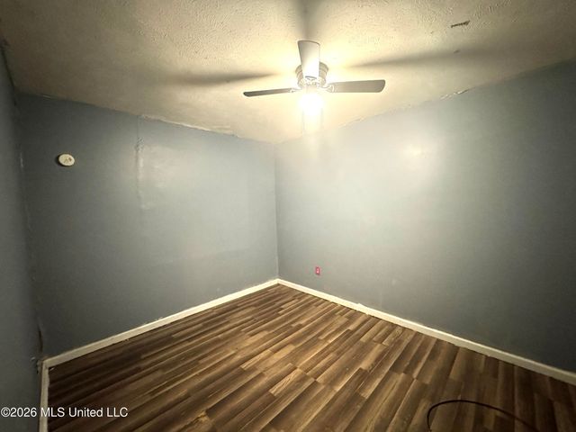 3165 Oak Forest Drive, Jackson, MS 39212