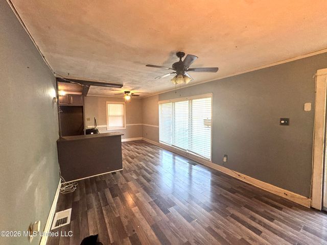 3165 Oak Forest Drive, Jackson, MS 39212