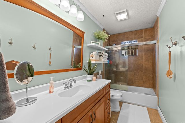 1401 S Kingswood Way, Mountain Home, AR 72653