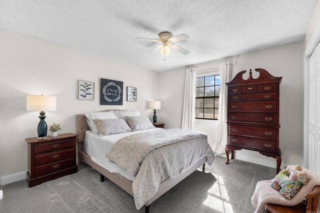 1401 S Kingswood Way, Mountain Home, AR 72653