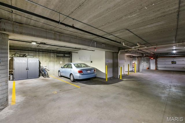 2211 S Grand Boulevard 210, St Louis, MO 63104