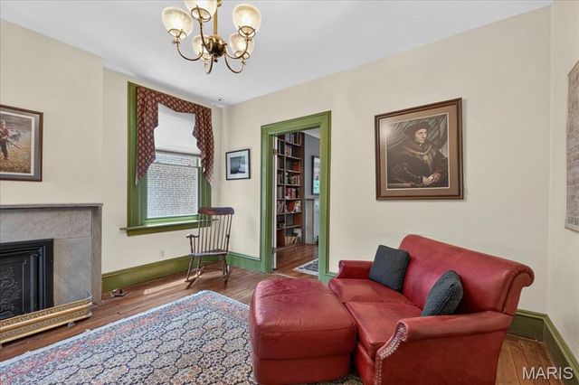 2011 Park Avenue, St Louis, MO 63104