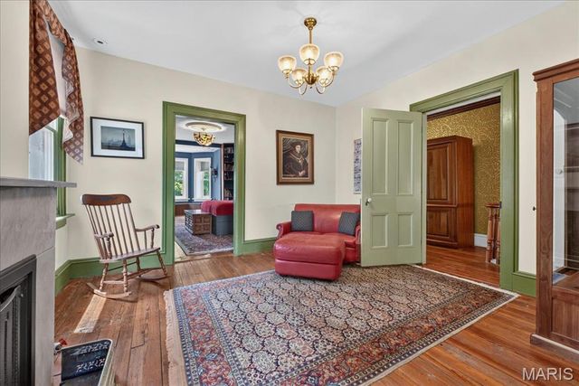 2011 Park Avenue, St Louis, MO 63104