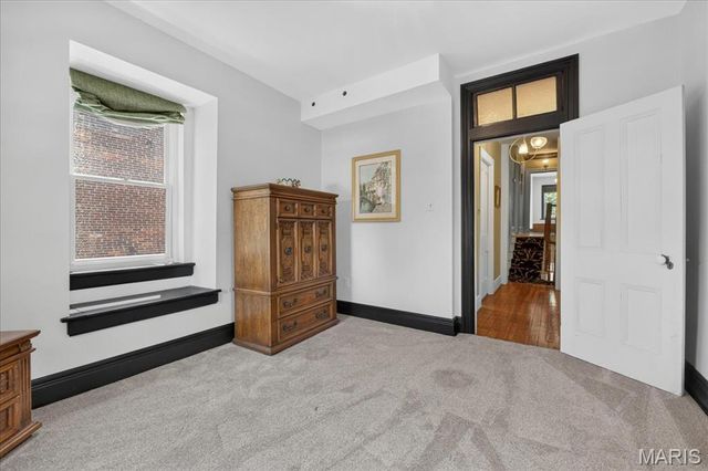 2011 Park Avenue, St Louis, MO 63104
