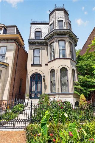2011 Park Avenue, St Louis, MO 63104