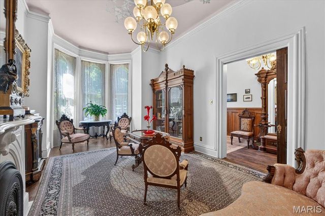 2011 Park Avenue, St Louis, MO 63104