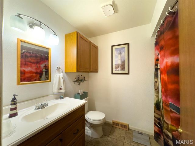 1316 Eastwood Drive, Rolla, MO 65401