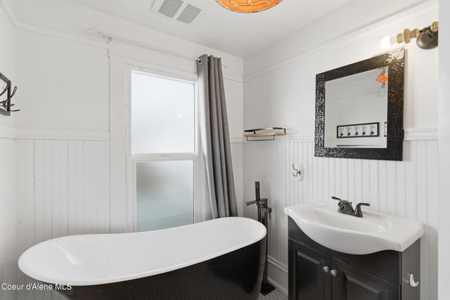 921 E Front AVE, Coeur D'alene, ID 83814