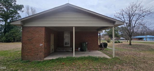 515 Nc-71 Hwy, Maxton, NC 28364