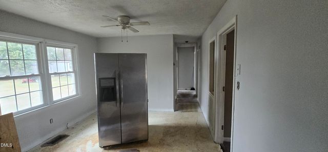 515 Nc-71 Hwy, Maxton, NC 28364