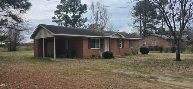 515 Nc-71 Hwy, Maxton, NC 28364