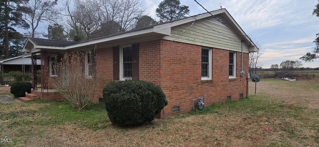 515 Nc-71 Hwy, Maxton, NC 28364