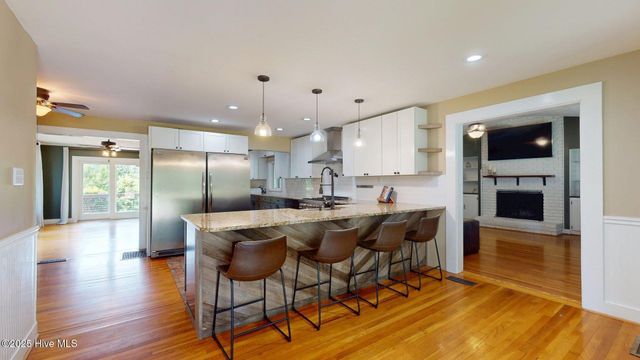 189 Nc 73, West End, NC 27376