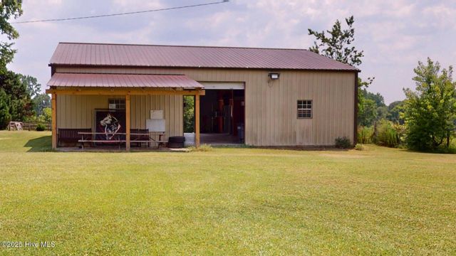 189 Nc 73, West End, NC 27376