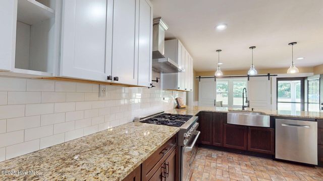 189 Nc 73, West End, NC 27376