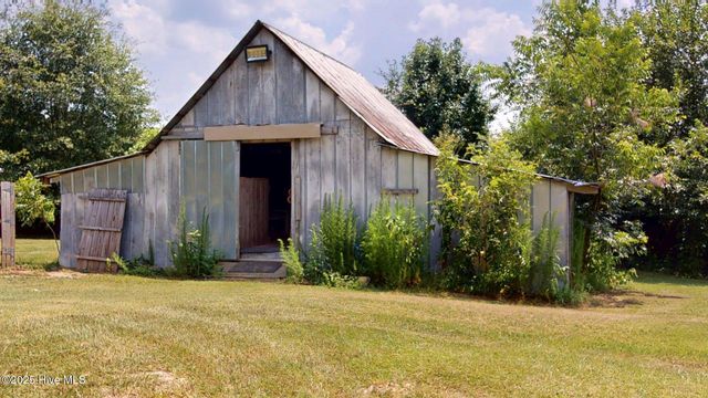189 Nc 73, West End, NC 27376