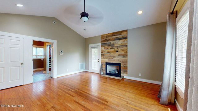 189 Nc 73, West End, NC 27376