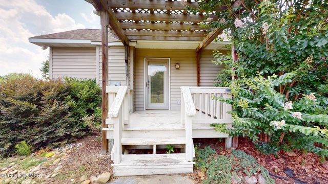 189 Nc 73, West End, NC 27376