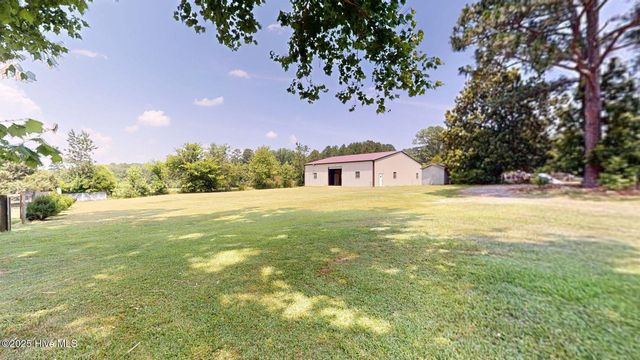 189 Nc 73, West End, NC 27376